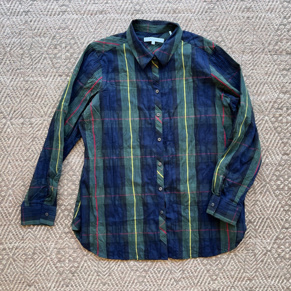 Foxcroft Germaine Plaid Crinkle Buffalo Long Sleeve Button Down Size 16‎ Holiday